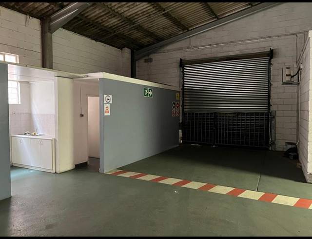 INDUSTRIAL PROPERTY TO RENT IN SIDWELL